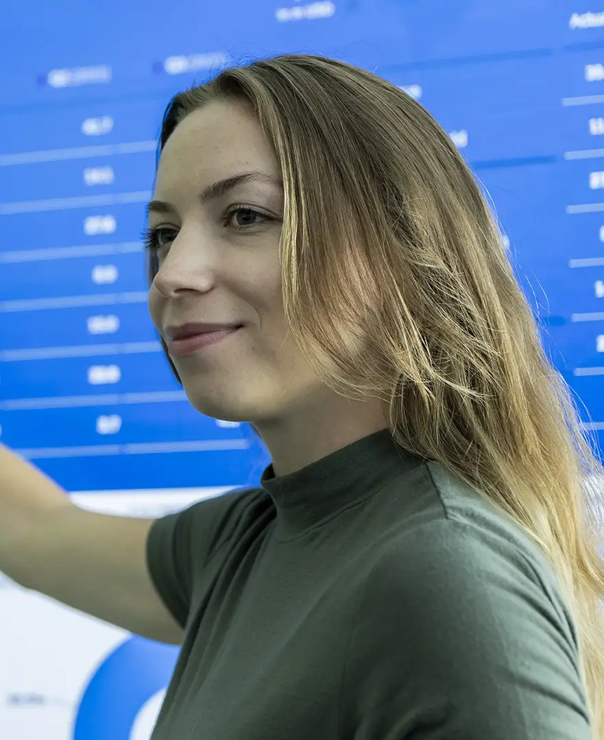 Services_Hero_B_mobil